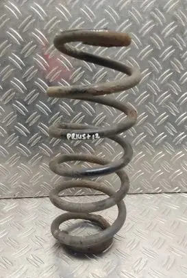 Toyota Prius+ (ZVW40) Rear coil spring