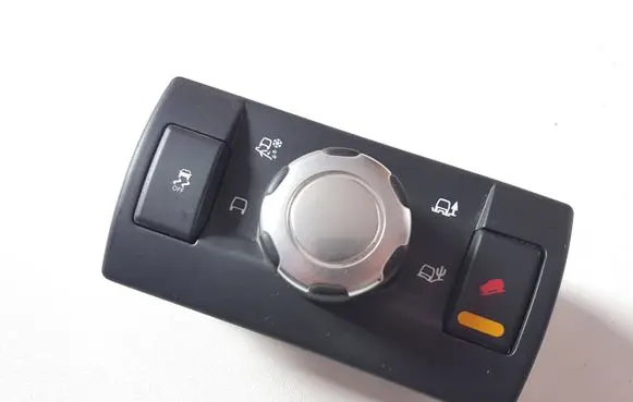 Traction control (ASR) switch