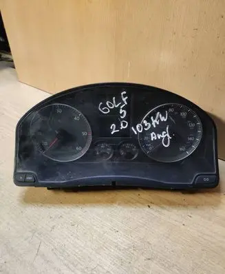 Volkswagen Golf V Speedometer (instrument cluster) 1K0920961B V0020000 VWZ7Z0D0153513