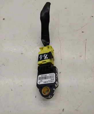 Mitsubishi Outlander Airbag deployment crash/impact sensor 8651A001