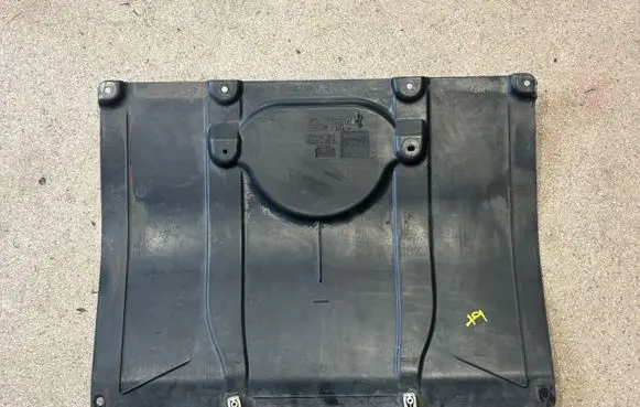 BMW X3 G01 Engine splash shield/under tray 7394744