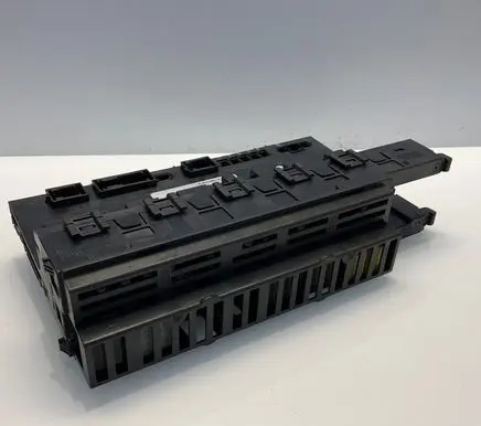 Mercedes-Benz E W211 SAM control unit 0035450001 5DK00804720 A0035450001