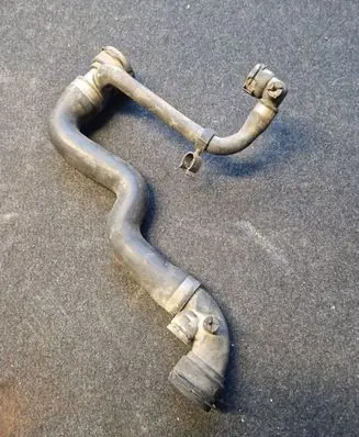 BMW 3 E46 Coolant pipe/hose 