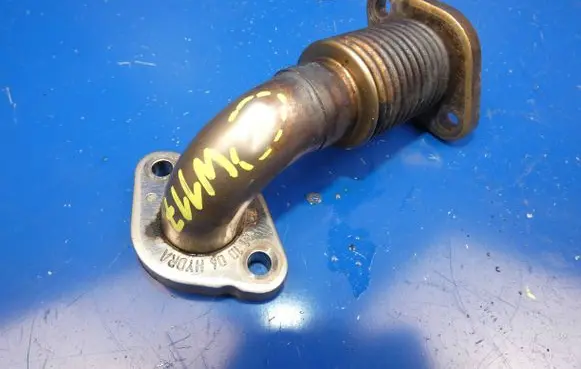Mercedes-Benz CLA C117 X117 W117 EGR valve line/pipe/hose A6511411004