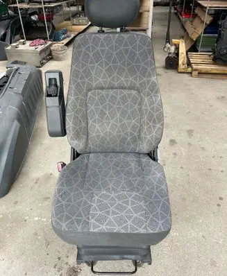 Renault Master II Front driver seat 43R1007014