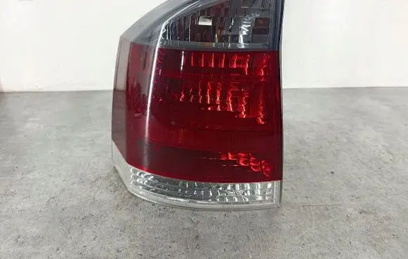 Opel Vectra C Rear/tail lights 11A318LTYC