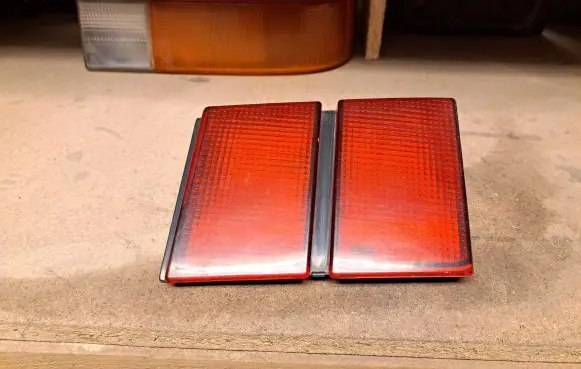 Mazda 626 Tailgate rear/tail lights 0673836 0673836L