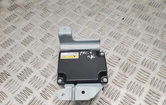 Chrysler Pacifica Voltage converter/converter module 56029814AA