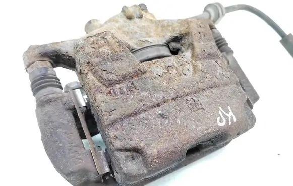 Chevrolet Orlando Front brake caliper
