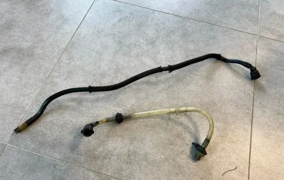 Mercedes-Benz G W461 W463 1st Gen Vacuum line/pipe/hose A0004316607