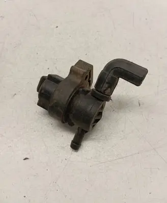 Mercedes-Benz CL C215 Turbo solenoid valve 0004701593