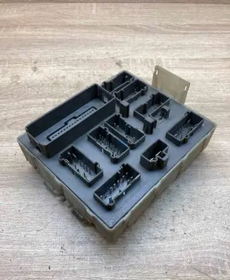 Ford Focus Fuse module 518234901