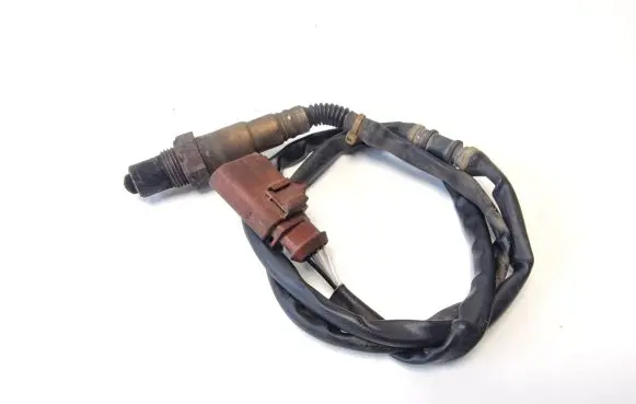 Volkswagen PASSAT B6 Lambda probe sensor 06F906262AB