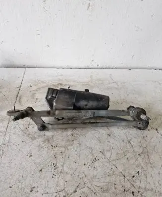 Renault Scenic I Front wiper linkage and motor