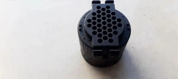 BMW X3 E83 Front door speaker 8360995