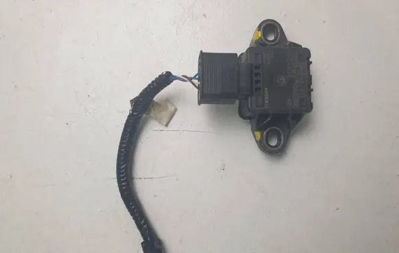 Toyota Verso ESP acceleration yaw rate sensor 891830F010 0265005915 1275100853