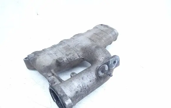 Volkswagen Polo Intake manifold 038129713J