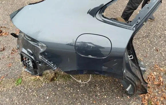 Porsche Macan (95B) Rear quarter panel 