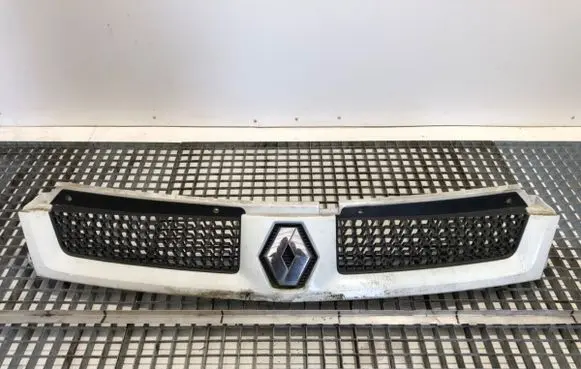 Renault Master II Front grill 8200233765