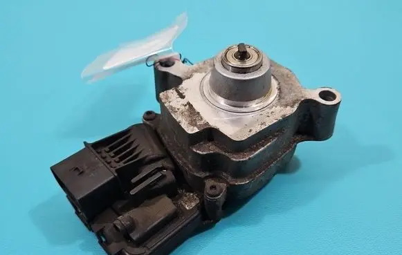 BMW 5 F10 F11 Front gearbox reducer motor 12108F0759 IMPRK1498357