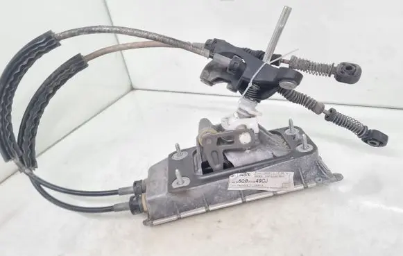Seat Ibiza IV (6J,6P) Gear shifter/selector 6Q0711061E 6Q0711049CJ