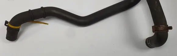 Audi TT Mk1 Engine coolant pipe/hose 06A121069B