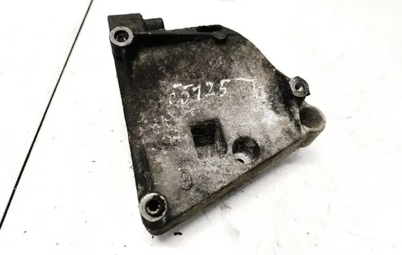 BMW 5 E39 Engine mounting bracket 64551432237
