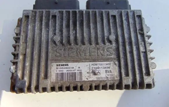 Renault Megane I Other control units/modules S105280018A