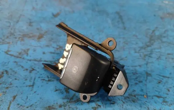 Ford Fusion II Hand brake/parking brake motor GR2T2B623BAW