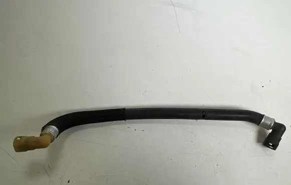 Ford Mustang VI Engine coolant pipe/hose FR3318K579BA
