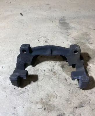 Ford Mondeo MK IV Front Brake Caliper Pad/Carrier 