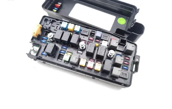 Opel Antara Fuse module 95202895