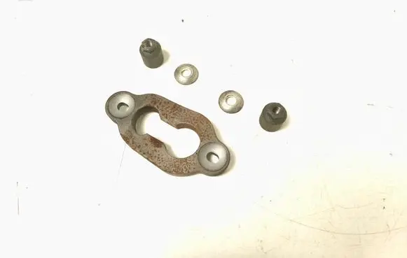 Mazda 6 Fuel Injector clamp holder 