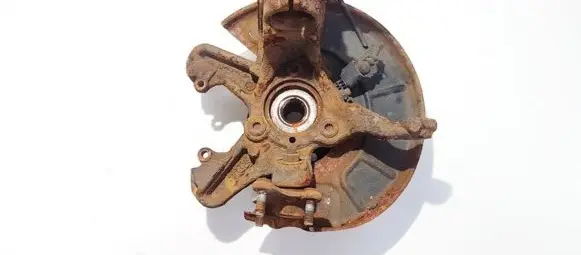 Front wheel hub