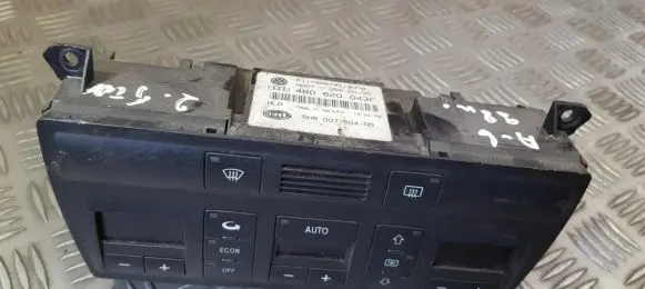 Audi A6 S6 C5 4B Climate control unit 4B0820043F 5HB007604-00