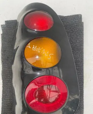 Smart ForTwo I Rear/tail lights 0001959 253033L