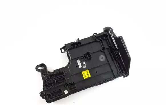 Tesla Model 3 Comfort/convenience module 156745500C 1567455-00-C