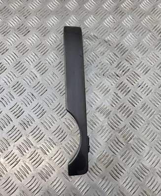 Land Rover Discovery Under headlight/headlamp trim 