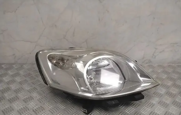 Citroen Nemo Headlight/headlamp 1353197080