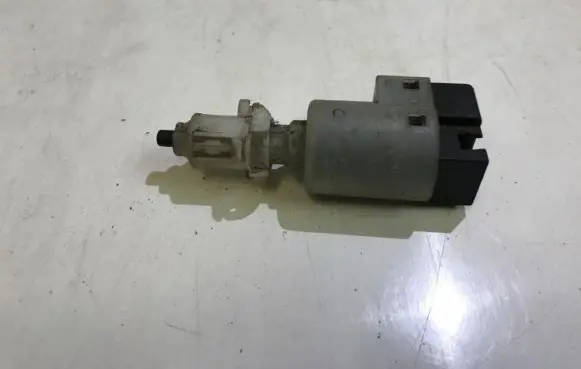 Brake pedal sensor switch