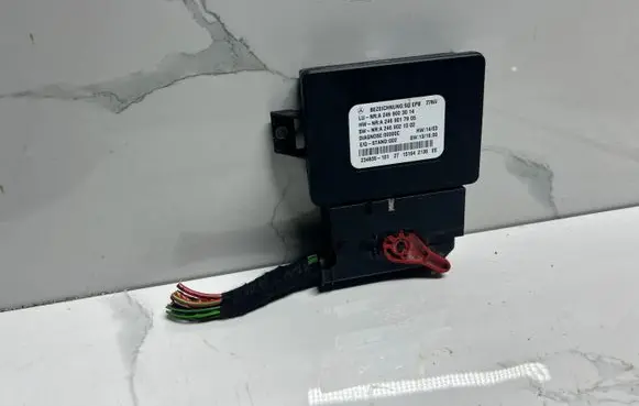 Mercedes-Benz A W176 Hand brake control module A2469003014