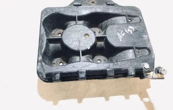 Audi A3 S3 8L Battery box tray 
