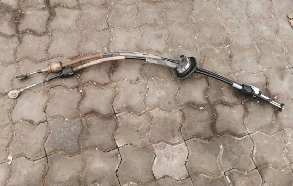 Citroen Berlingo Gear shift cable linkage 
