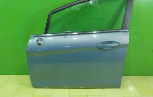 Ford Fiesta Front door PRZOD LEWE