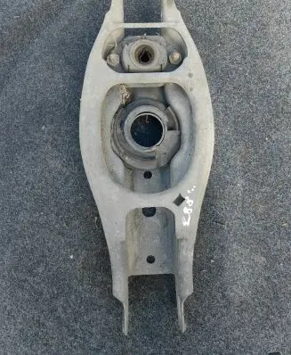 BMW 1 E82 E88 Coil spring/strut mount 