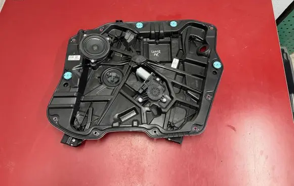 BMW X1 U11 Front window lifting mechanism without motor 5A1D876