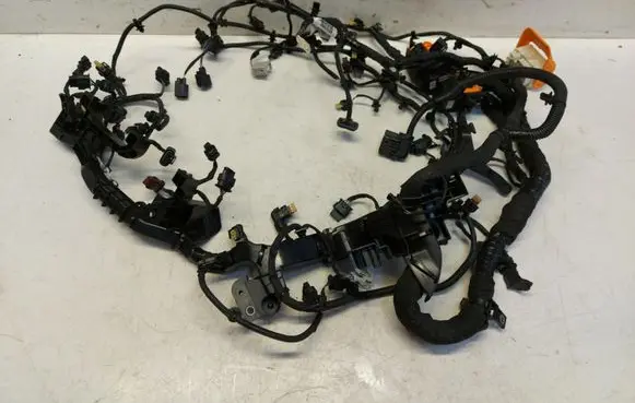 Volvo XC40 Engine installation wiring loom 32320242