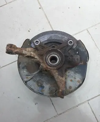 Honda Civic Front wheel hub 