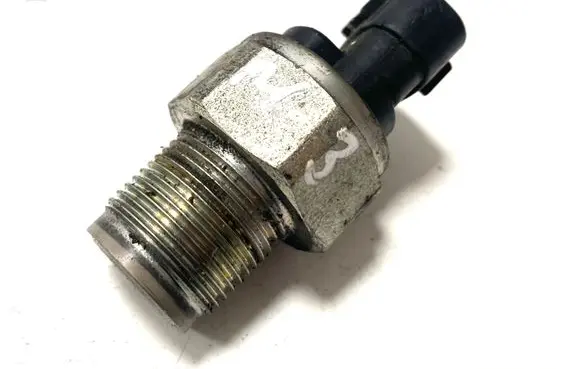 Fuel pressure sensor