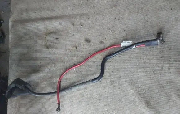 Volkswagen Touran I Positive cable (battery) 1K0971228L